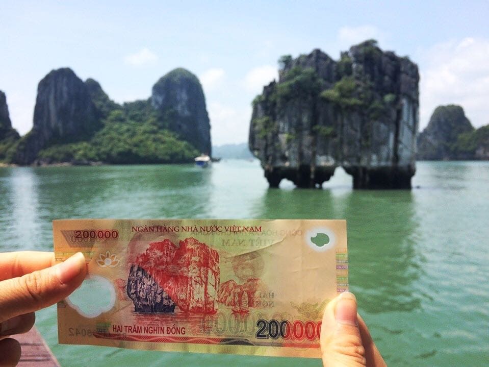 Dinh Huong Islet, Halong Bay
